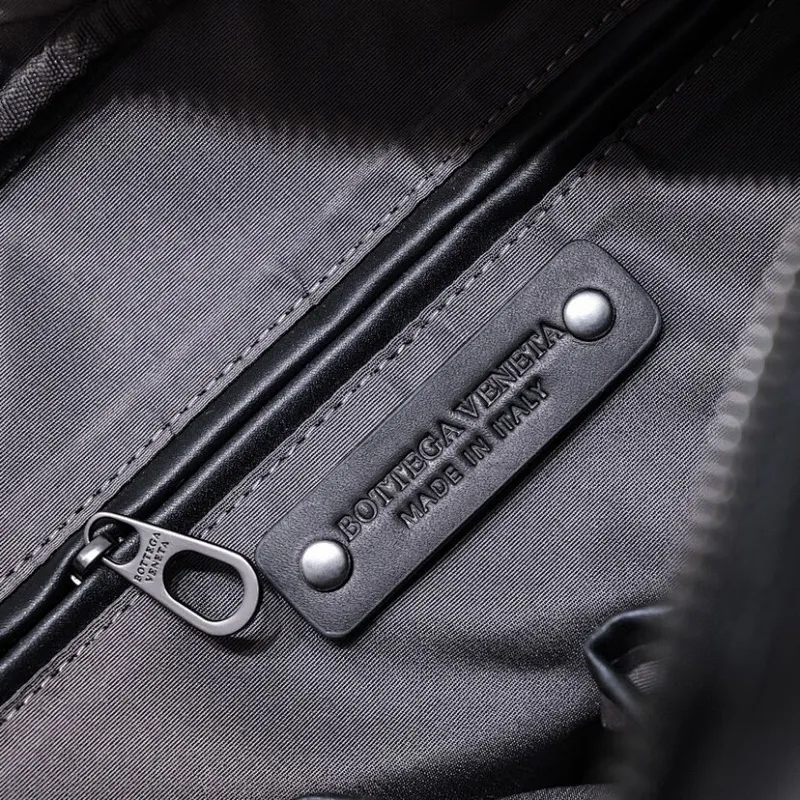 All categories 💚 Top version men’s bags 💚 BV 2024 new BV crossbody bag